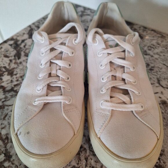 Veja Canvas Sneakers White  size 8 - Picture 1 of 9